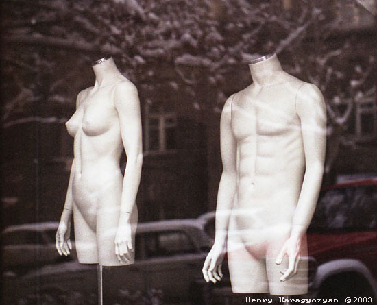 © Генрих Карагезян - Plastic Fantastic Lover