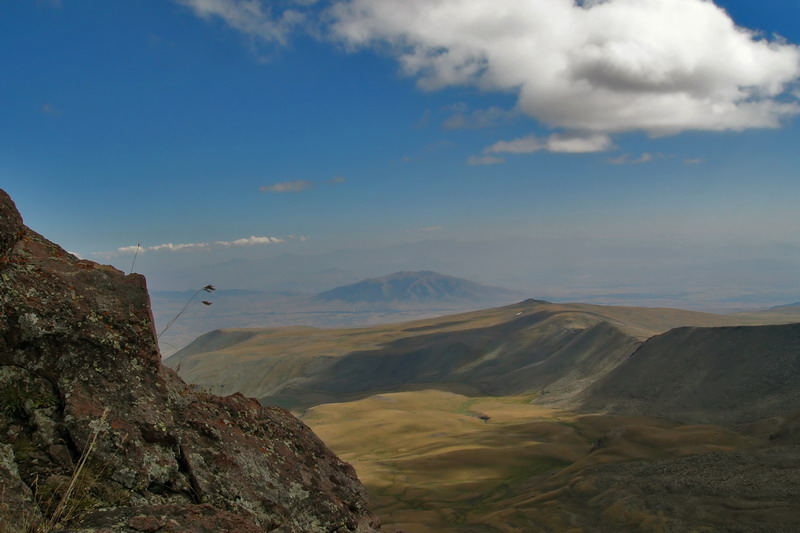© BimmerMan - Полдень на горе Арагац
