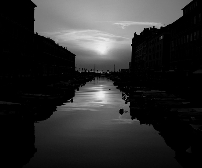 © Suren Manvelyan - Sunset in Trieste