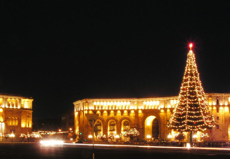 © Hovhannes Hovhannisyan - Շնորհավոր Ամանոր և Սուրբ Ծնունդ