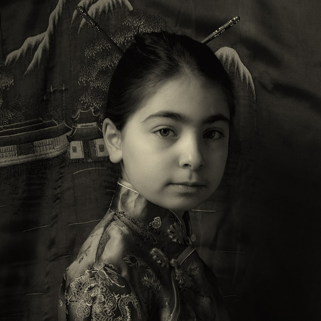 © Suren Manvelyan - Китайский портрет
