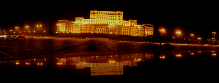 © Shahen - Бухарест. Здание Парламента.