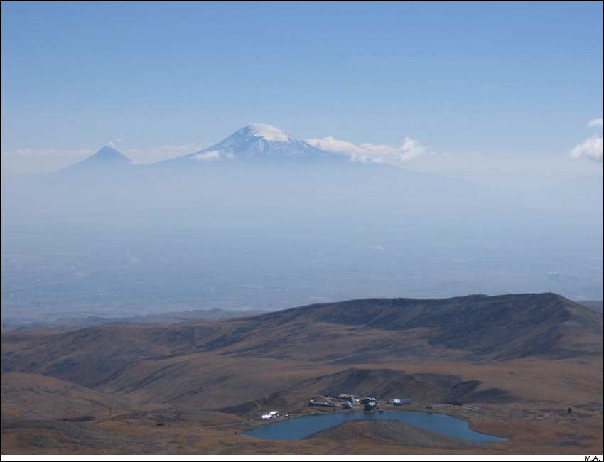 © A.M. - Ararat