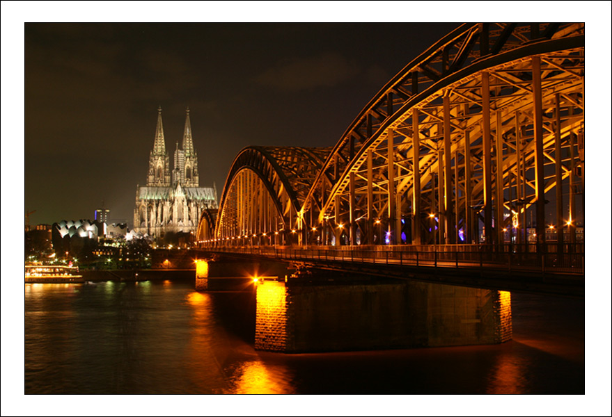 © Michael Bartikyan - Koln - Railway Bridge