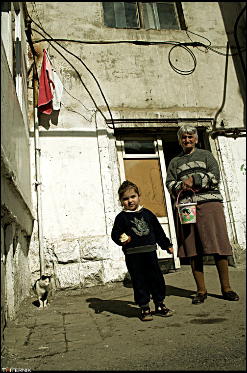 © Emma Grigoryan - я, бабушка и наш кот Василий..