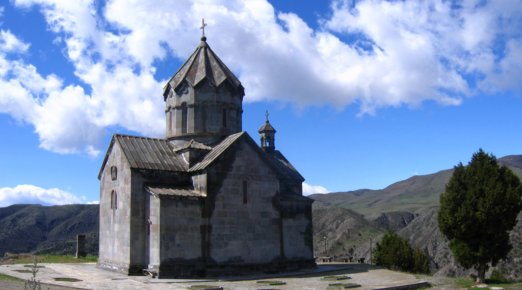 © Ruben - Лачин: Возрождение христианских традиций на родной aрмянской земле