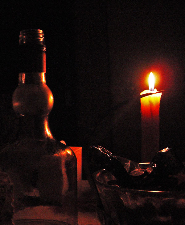 © Константин Шевцов - свеча горела на столе....