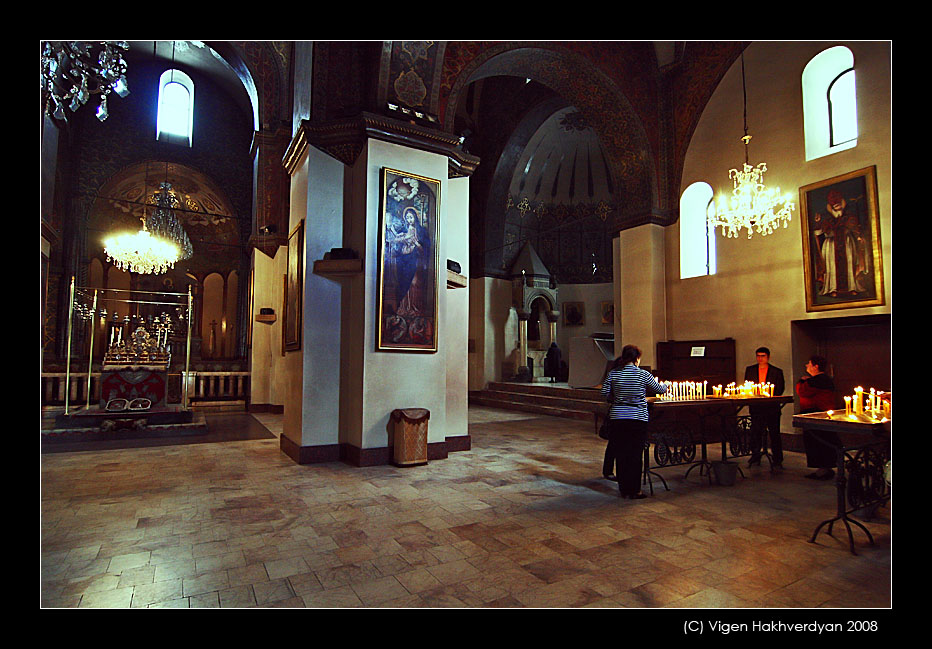 © Vigen Hakhverdyan - Ecmiadzin...indoor 2