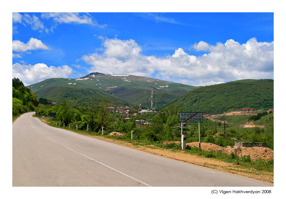 © Vigen Hakhverdyan - Welcome to Tsaghkadzor