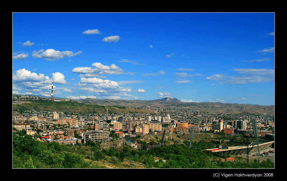 © Vigen Hakhverdyan - Colourful Yerevan