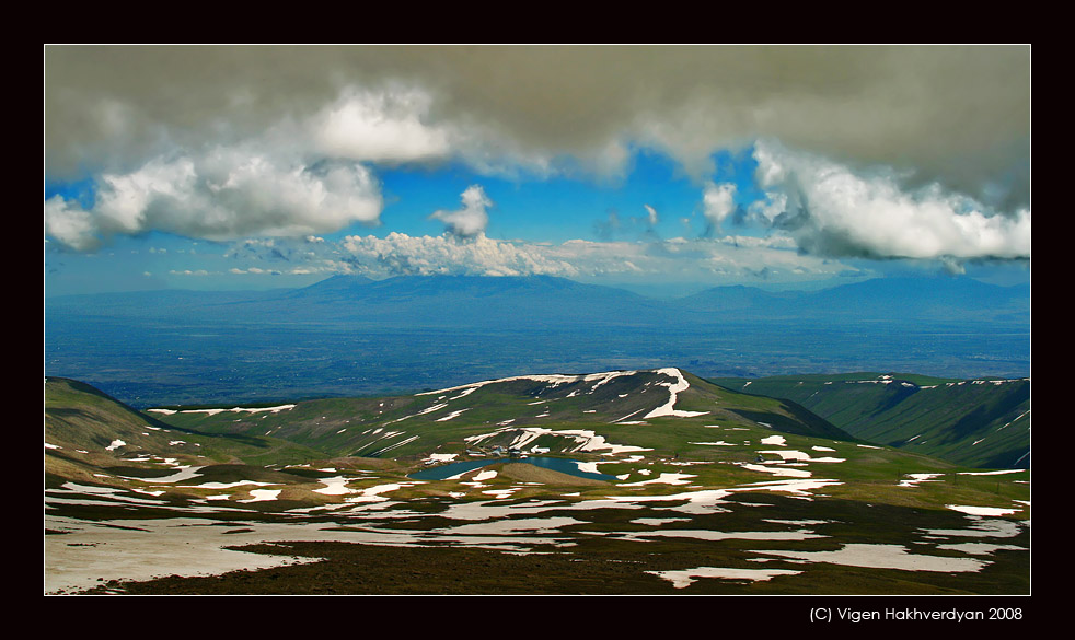 © Vigen Hakhverdyan - Спрятавшийся Арарат