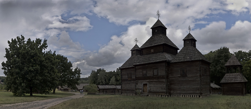 © Serge Gir - Надднепрянская деревянная церковь (1724 г), Пирогово