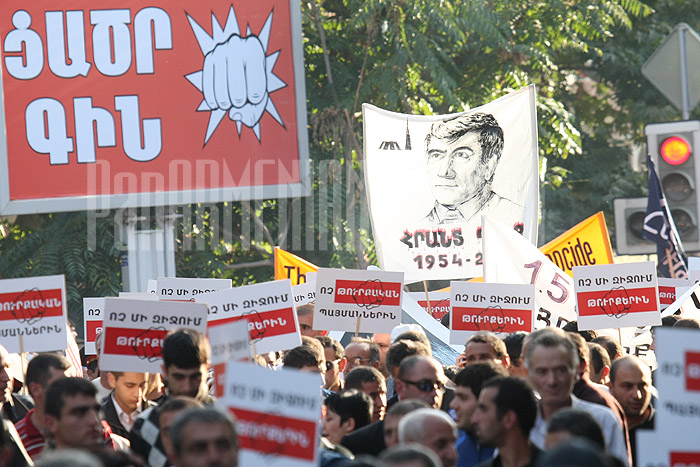 © Davit Hakobyan - Protest Rally in Yerevan Against Signing of Armenian-Turkish Protocols