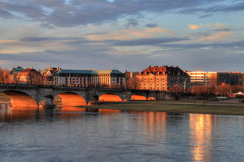 © Tigran Biface Lorsabyan - Золотой город Дрезден