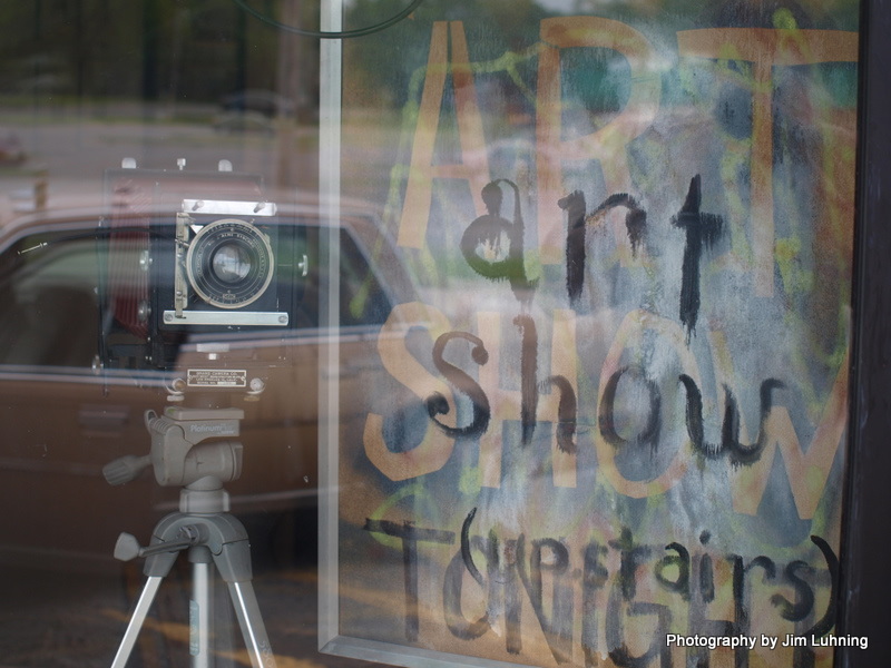 © Jim Luhning - Come on in...there's art inside!