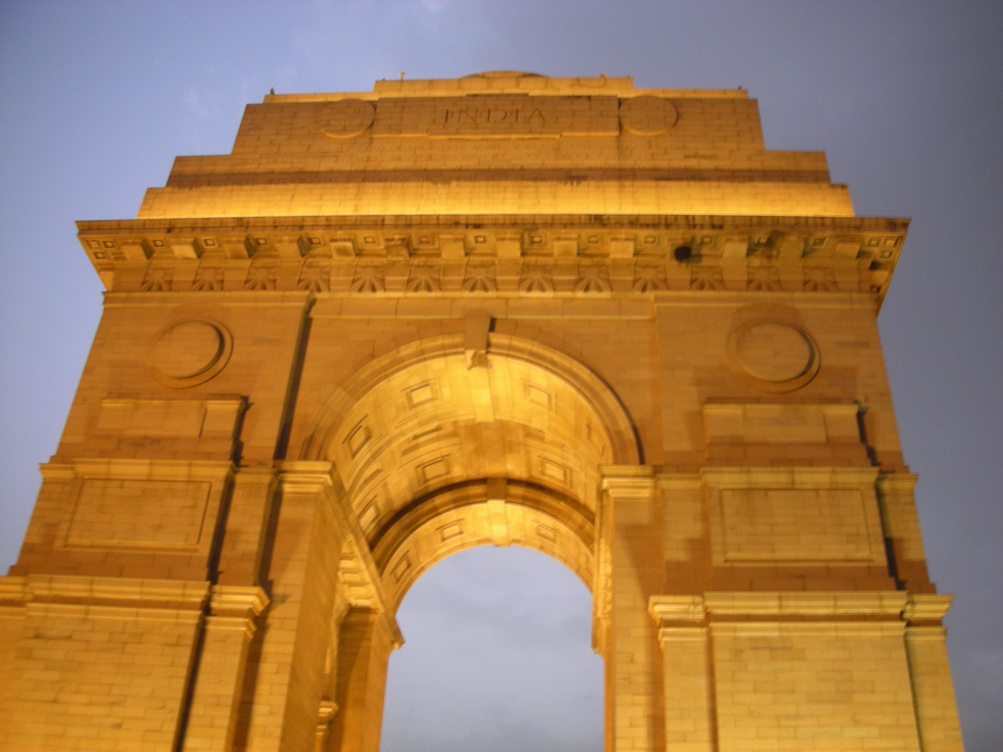 © Santosh Kumar - Majestic India gate