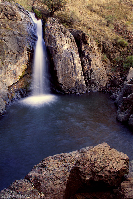© Suren Manvelyan - Waterfall on Herher river