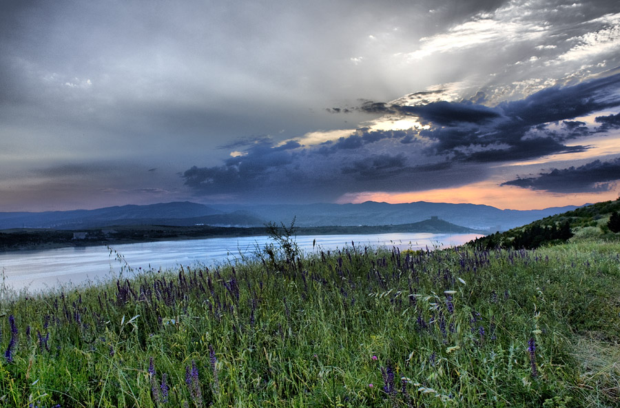 © Levan Gokadze - Tbilisi Sea HDR