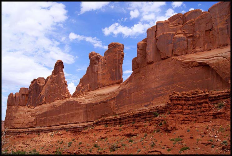 © Heidi Cook - MOAB, UT RED ROCK WALL