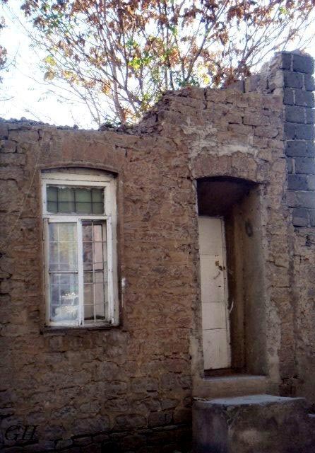 © Gayaneh Hovhannisyan - The Ruined House1