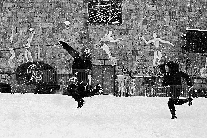 © Sedrak Mkrtchyan - Прыжки в снегу