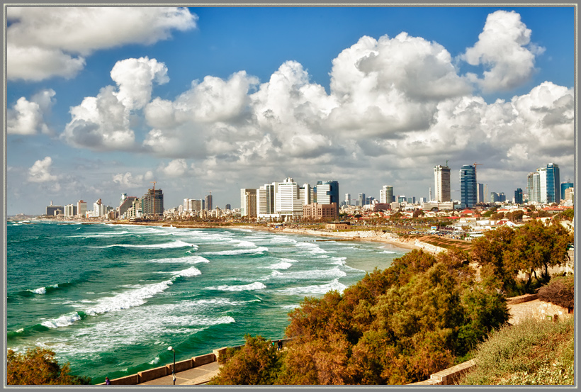 © Alexander Tolchinskiy - Tel-Aviv 9381