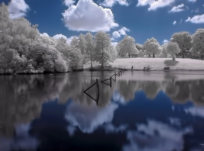 © philip mckay - infra red lake-1