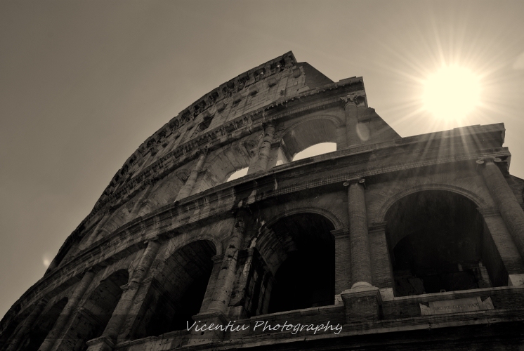 © Vicentiu Horincar - Colosseum