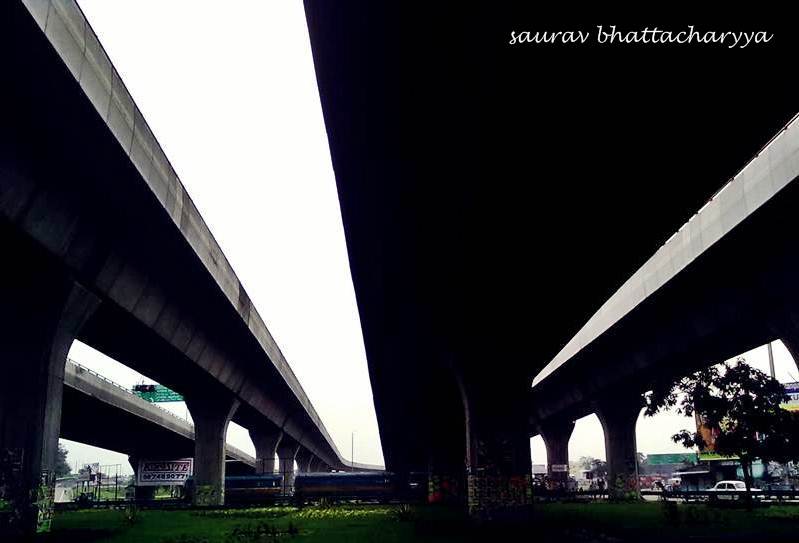 © Saurav Bhattacharyya - bridge over - 4