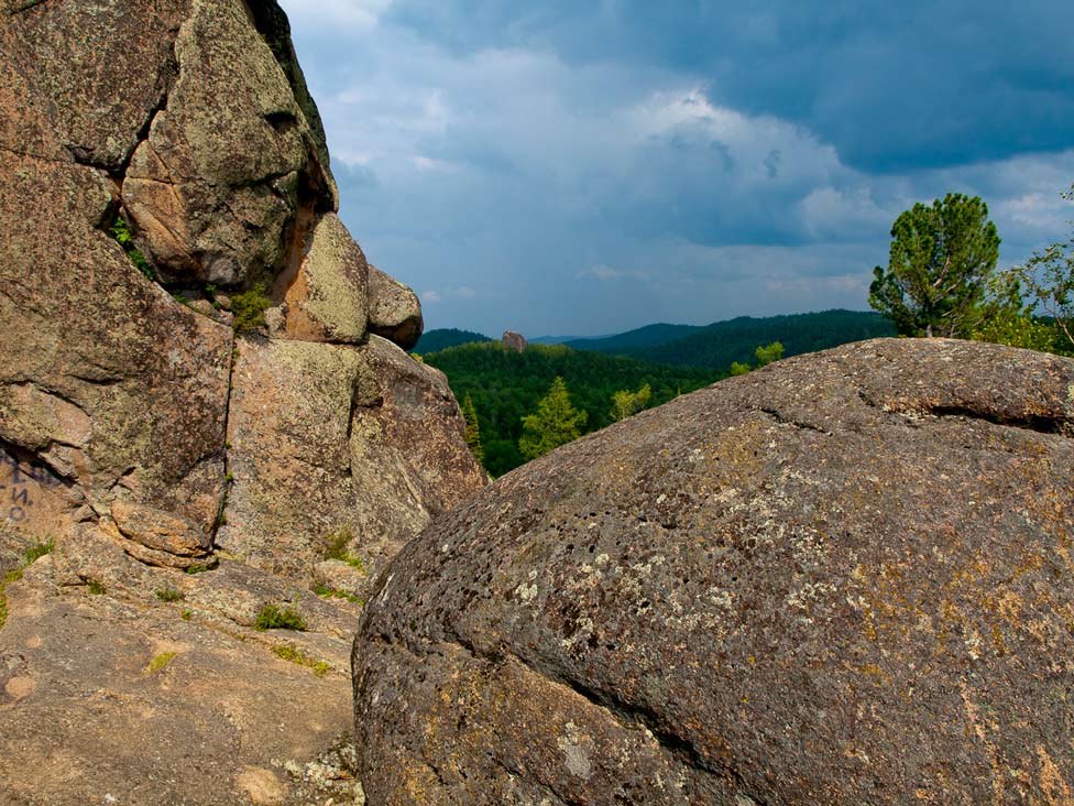 © Alexander Zholobov - Rocks in reserve Krasnoyarsk Columns