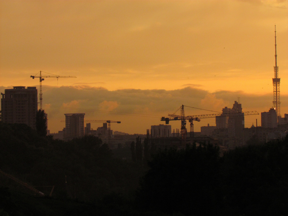 © Tigran Navasardyan - Закат над Киевом 2.