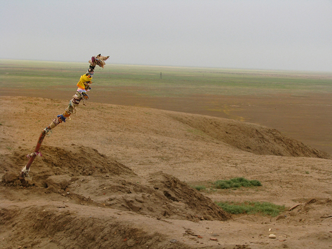 © MyaBe - pilgrimage tree at Ulug depe