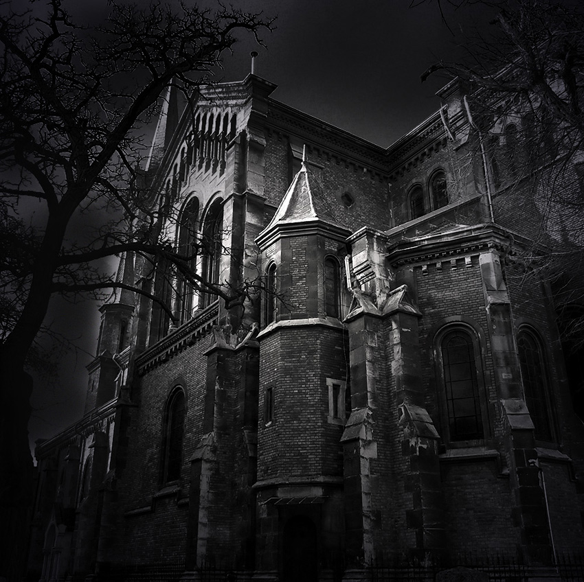 © Metzger Péter - Ghost Castle