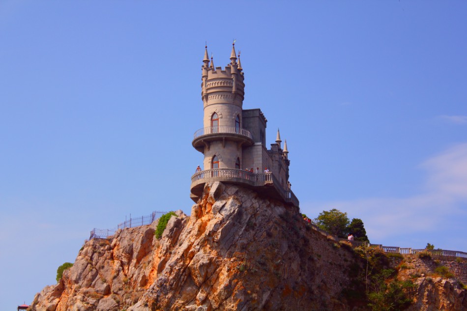 © Miracle - Swallow's Nest castle