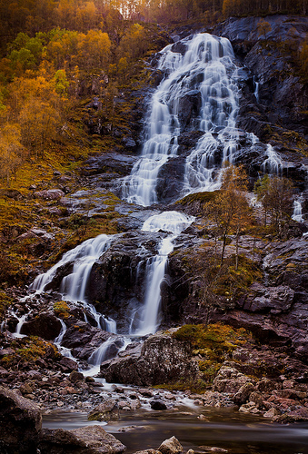 © Tore Heggelund - Waterfall