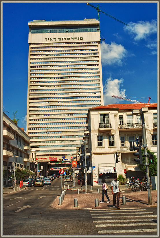 © Alexander Tolchinskiy - Tel-Aviv 3015