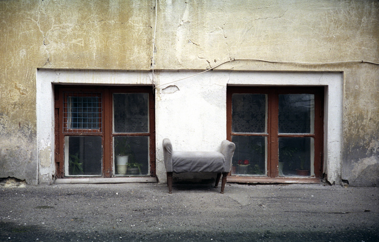 © Max Bashkirov - Old chair & windows