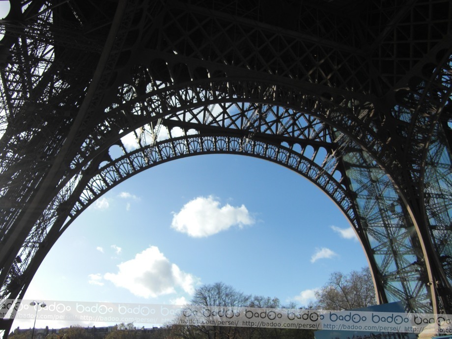 © виталя виталькин - paris