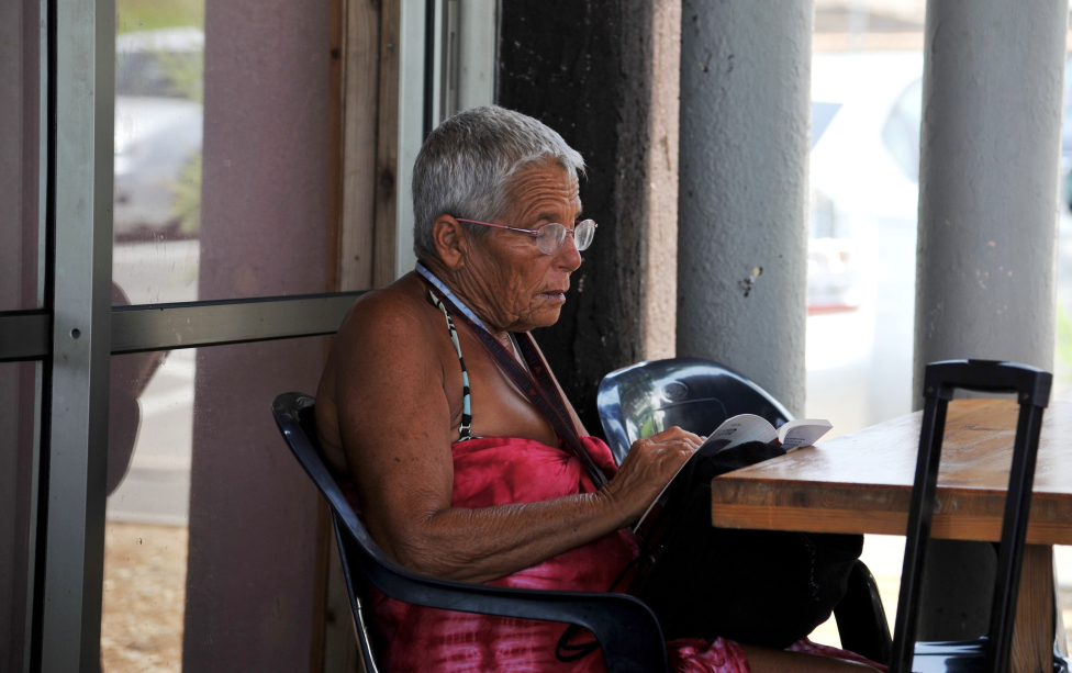 © Avidar Maxime - deeply reading  .....