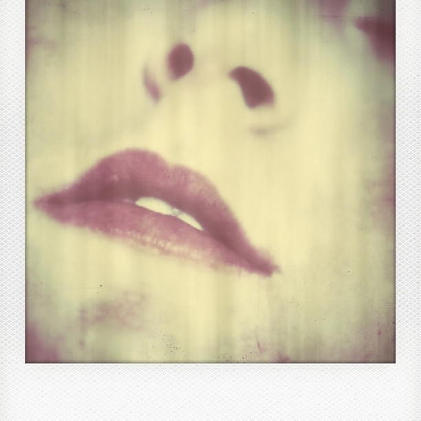 © Jean-Francois Dupuis - lips