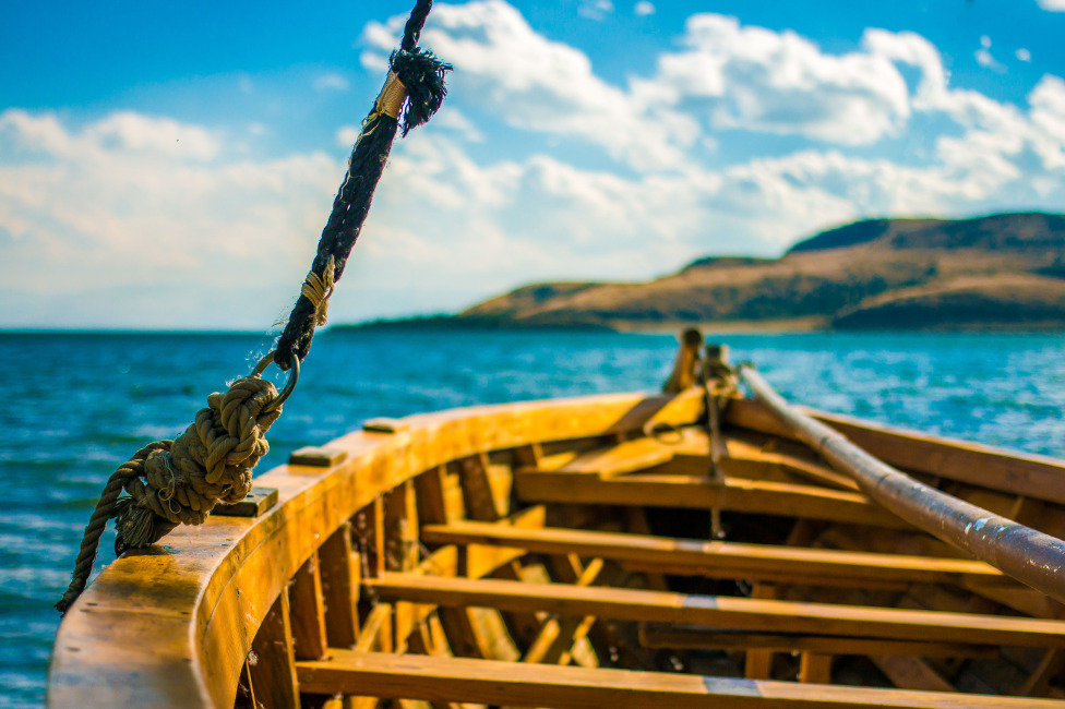 © Hamlet Hayrapetyan - Boat