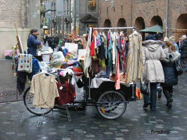 © flemming rasmussen - Street market