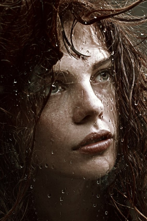 © Vitaliy Reznichenko - Alina