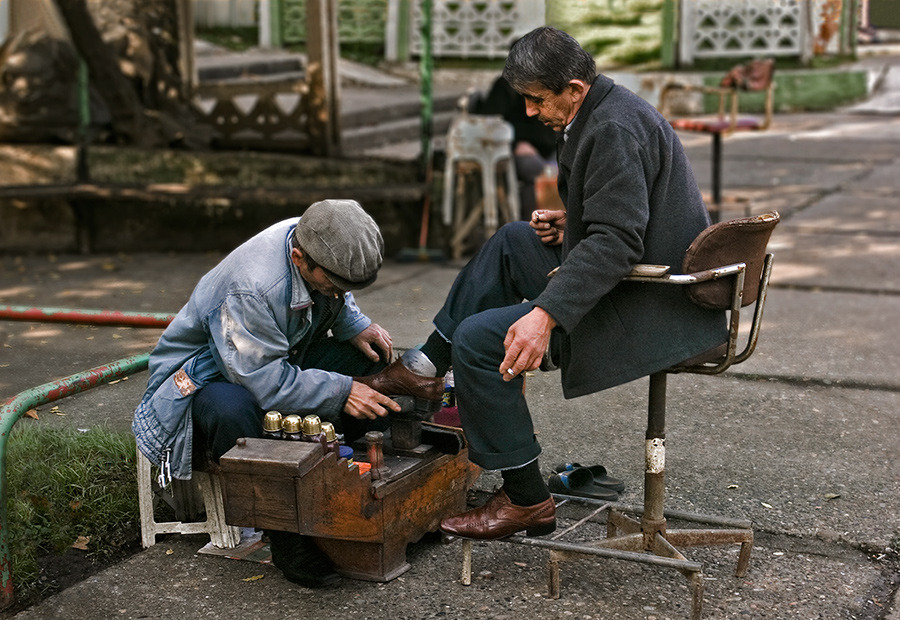© fotoprok - Чистильщик обуви в Гиресуне (Турция)