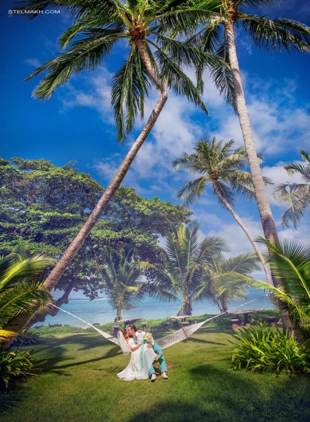 © EDUARD STELMAKH - Wedding on island