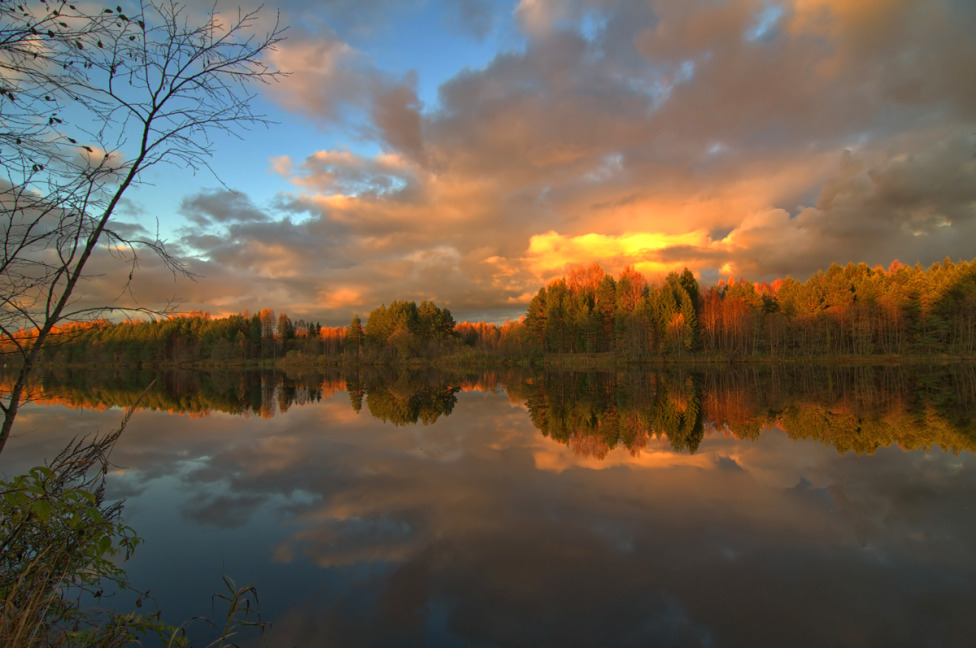 © Denis Chavkin - reflection of autumn