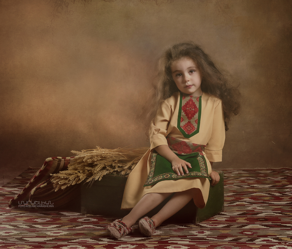© Emma Marashlyan - ***