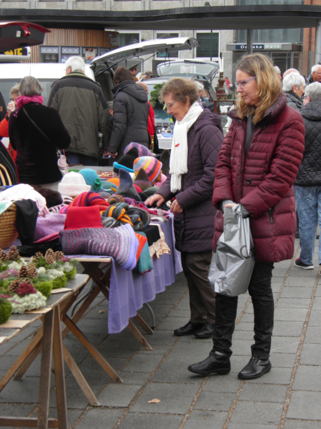 © flemming rasmussen - Street market