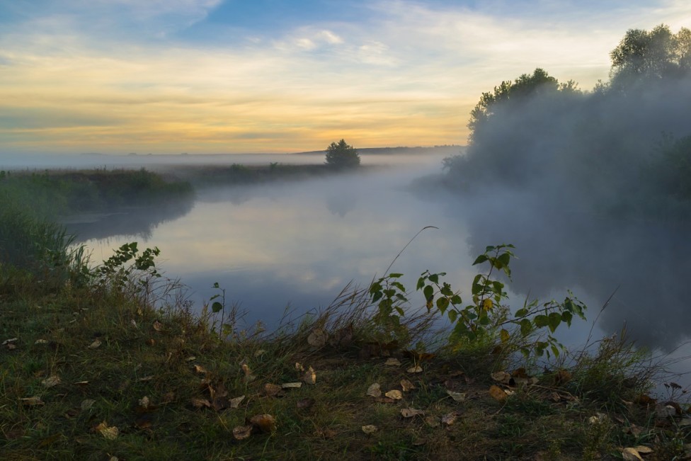 © Сергей Корнев - Осенний туман над рекой