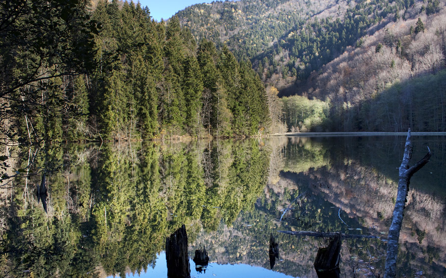 © Levan Gokadze - Bateti Lake